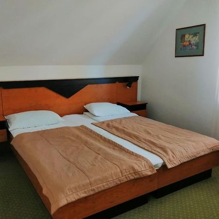 Pensiunea Colina Poiana Brasov Esterno foto